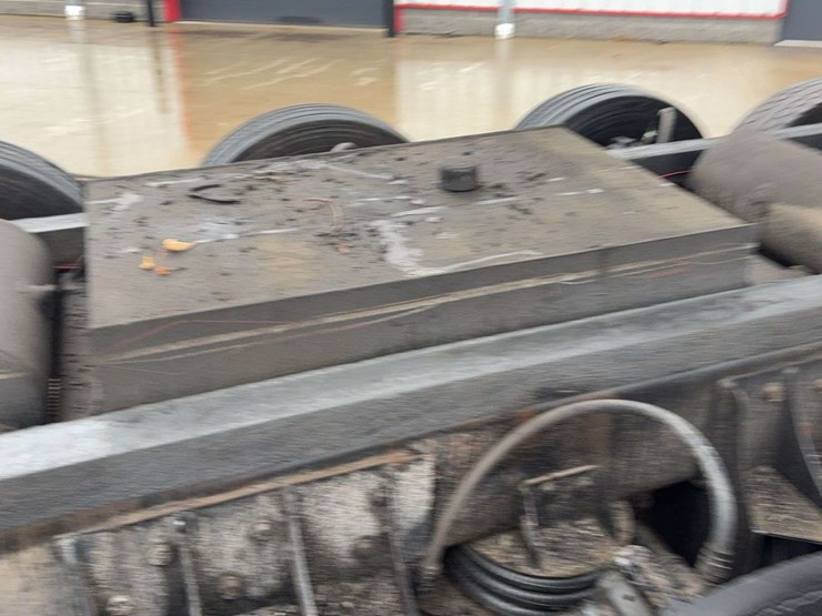 1994-ford-lt9000-image-45