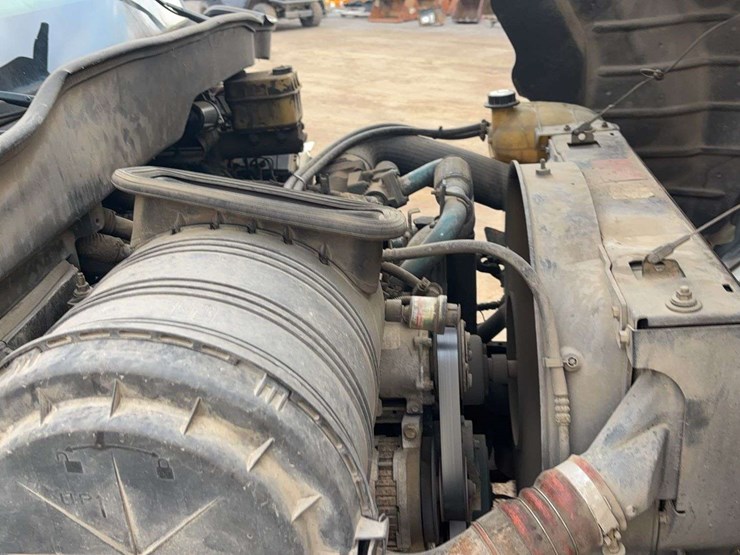 international-durastar-4300-image-51