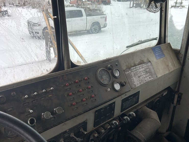1981-oshkosh-green-snow-blower-image-62