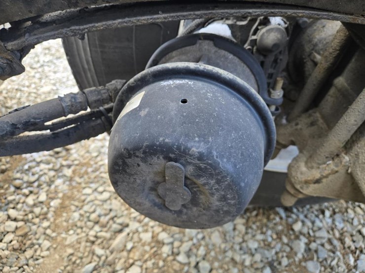 2013-kenworth-t660-image-27