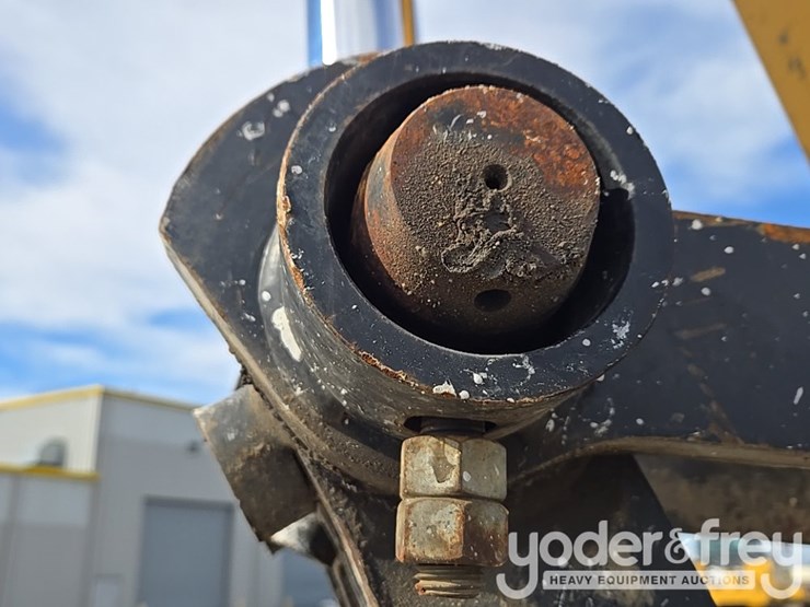 2023-sany-sy225-image-33