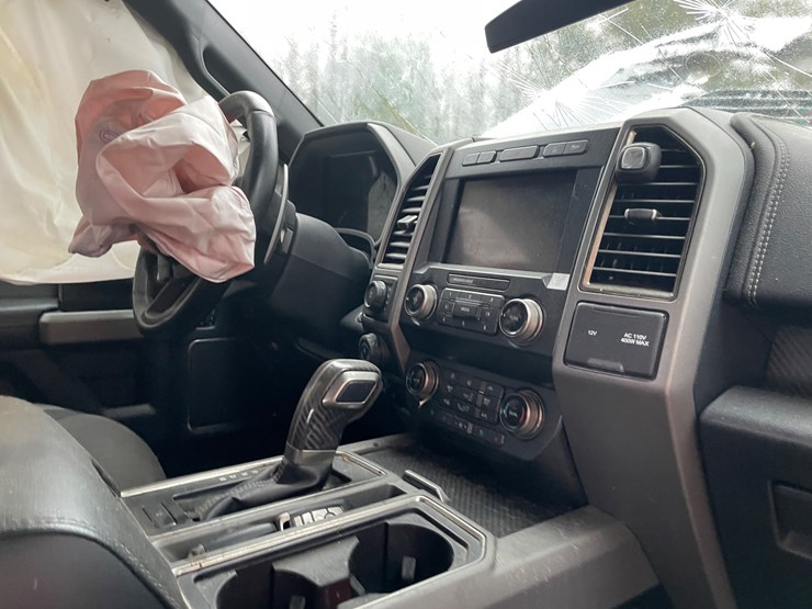 #278-•-2020-ford-raptor-pickup-(rhinelander,-wi)(title-in-delay)-image-23