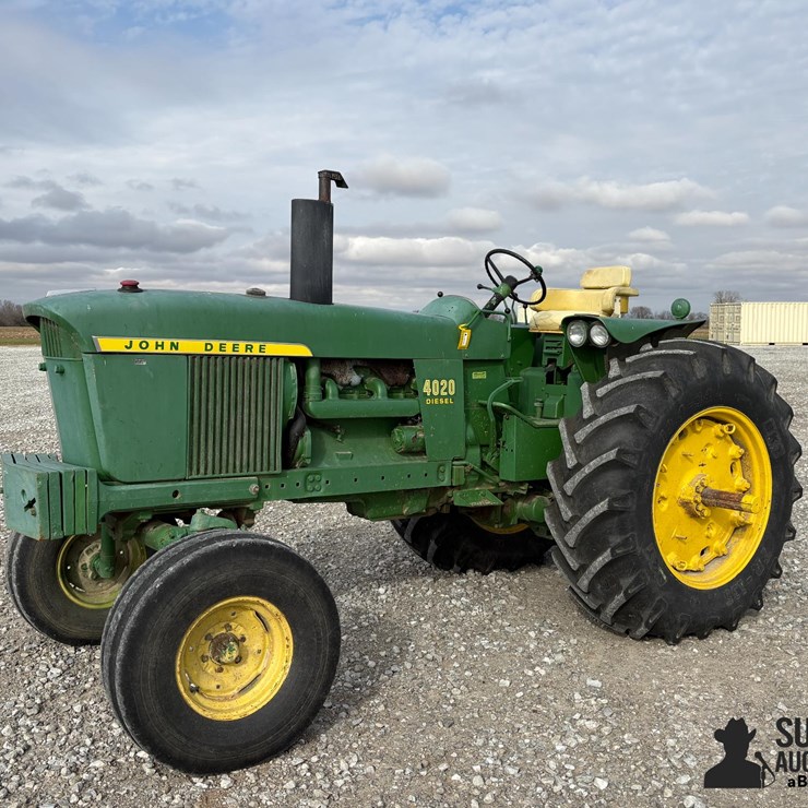 JOHN DEERE 4020