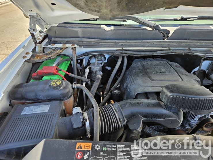 chevrolet-silverado-2500-image-18