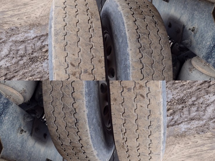 peterbilt-567-image-30