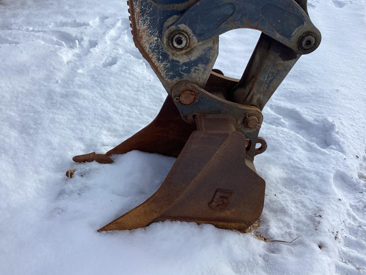 2020-john-deere-310-image-8