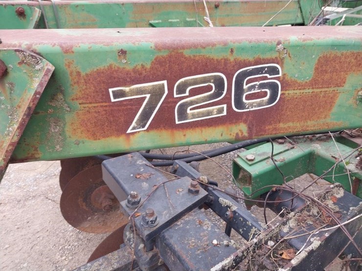 john-deere-726-image-12