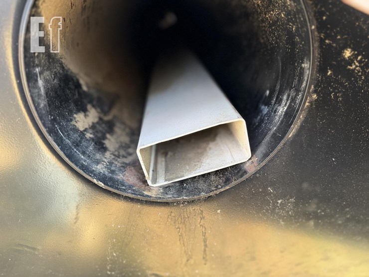 2013-mac-don-fd75-image-21