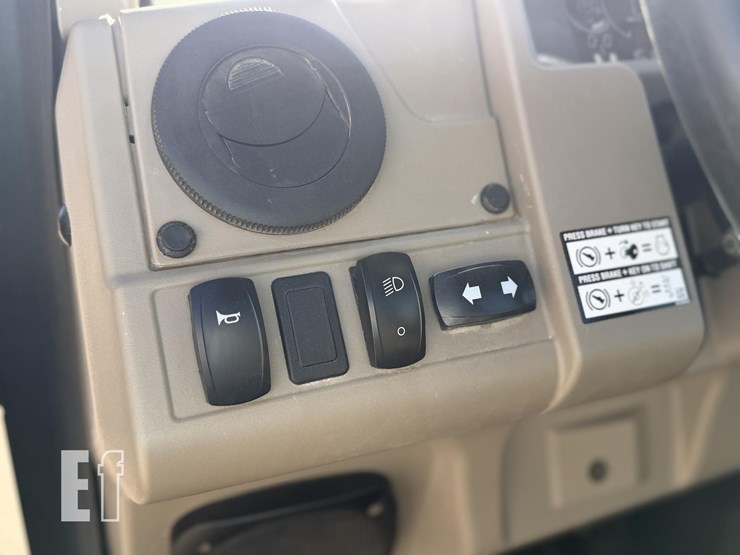 john-deere-gator-xuv-835r-image-18