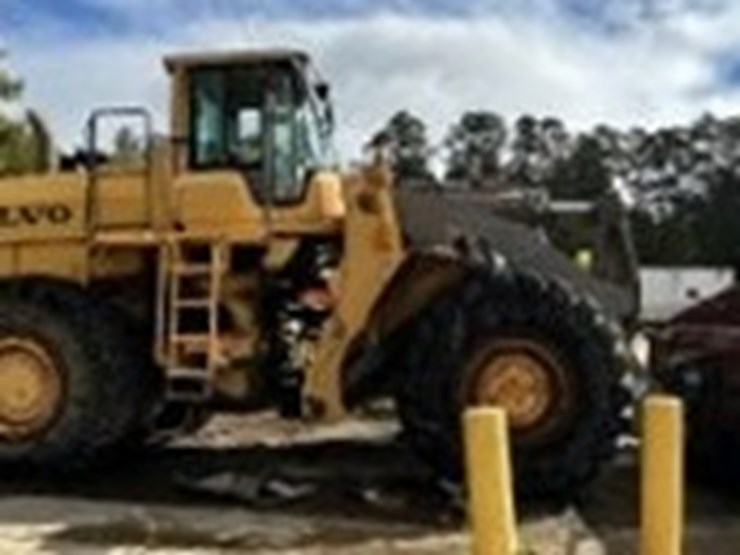 2011-volvo-l350f-image-1