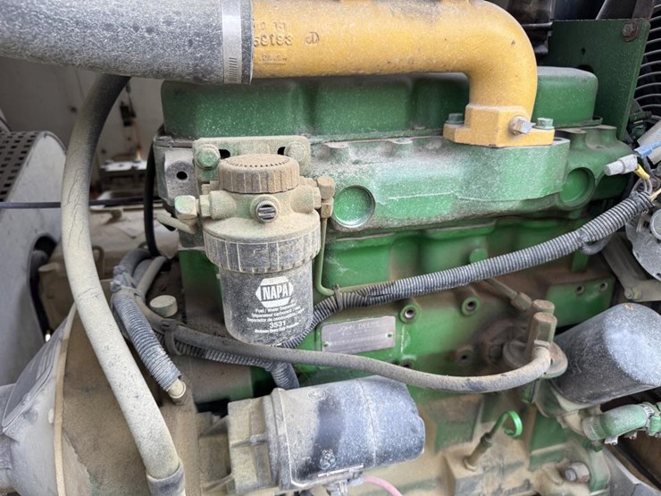 john-deere-12-image-38