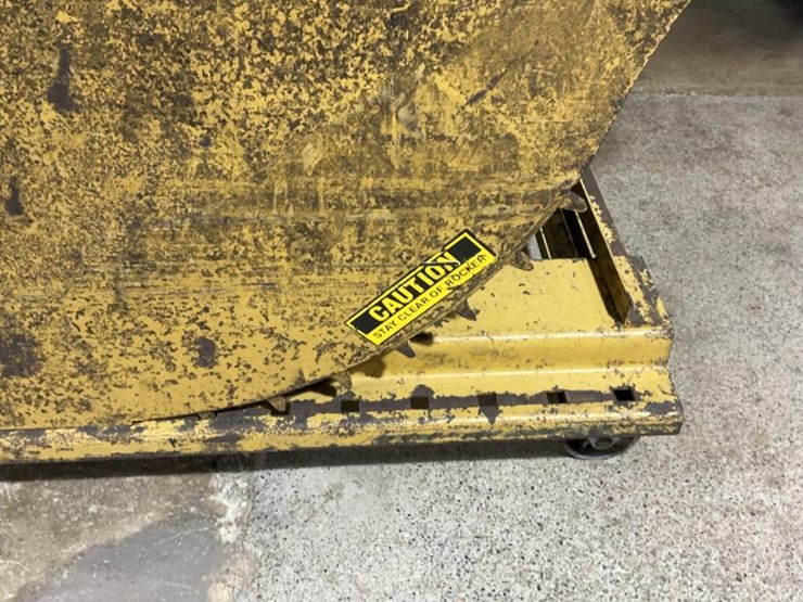 #605-•-wheeled-self-dumping-hopper-image-6