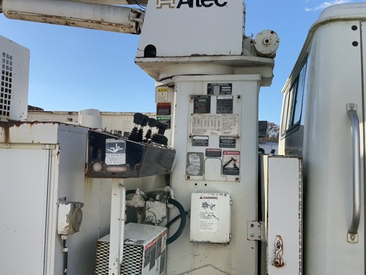 1995-international-4700-image-8