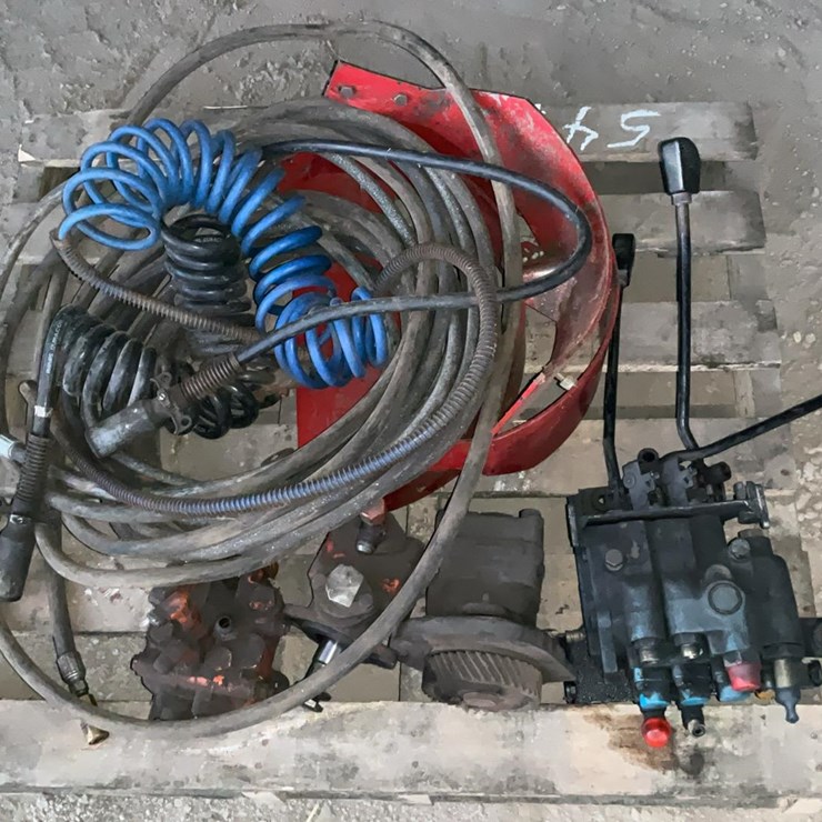 #544 • Truck Parts