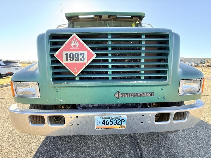 international-4700-image-40