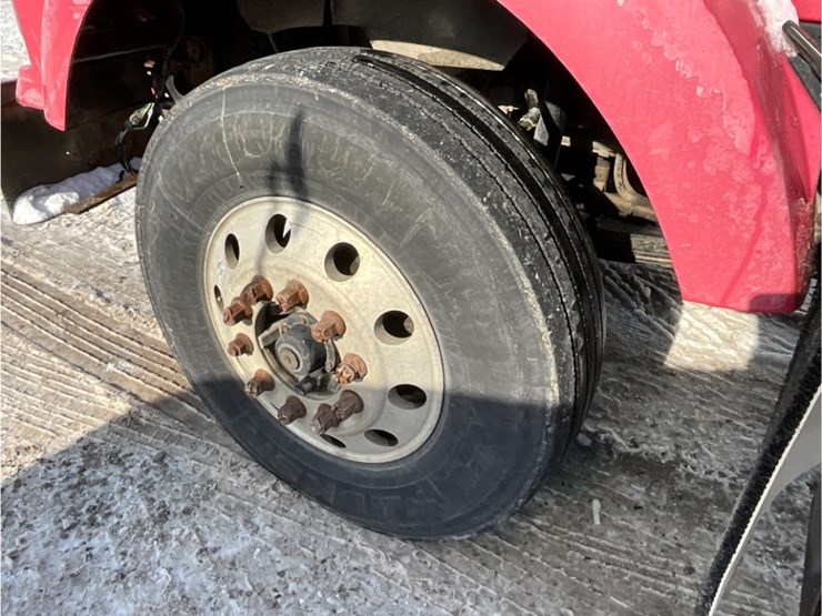 2005-kenworth-t800-image-15