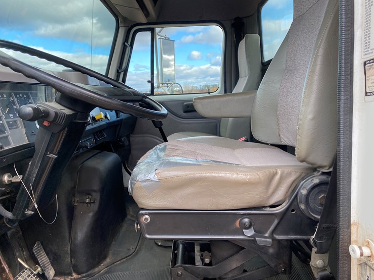 1999-international-4900-image-62