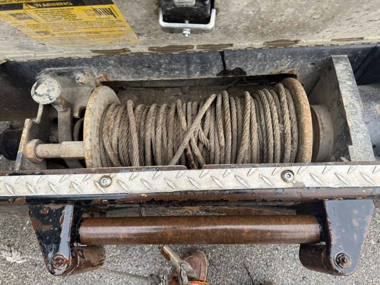 2011-ford-f550-image-11