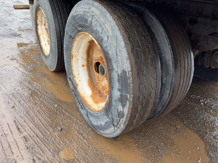 2005-strick-trailer-image-12