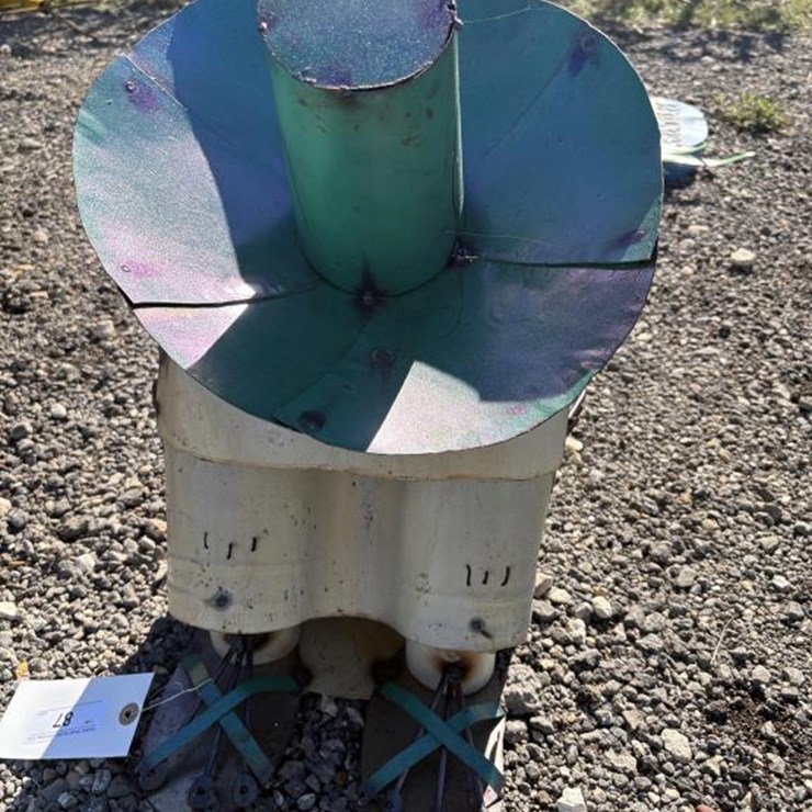 #87 • Metal Art- Siesta Statue