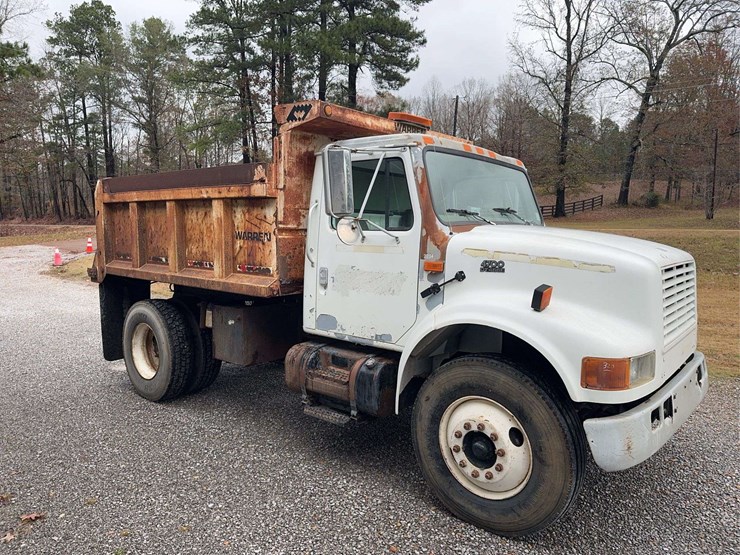 2001-international-4700-image-7