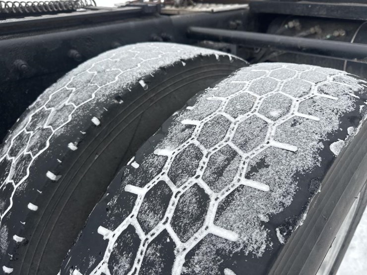 2007-peterbilt-385-image-64