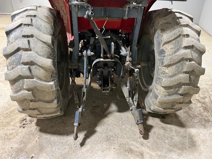 massey-ferguson-1533-image-14
