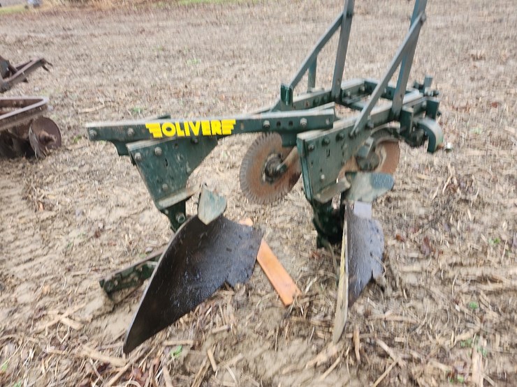 oliver-plow,-2btm-image-4