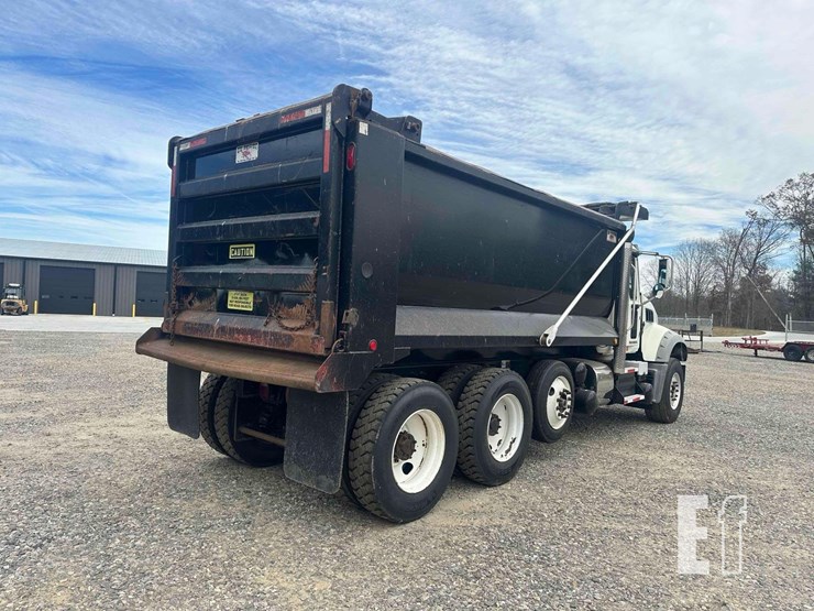 2017-mack-granite-gu713-image-5