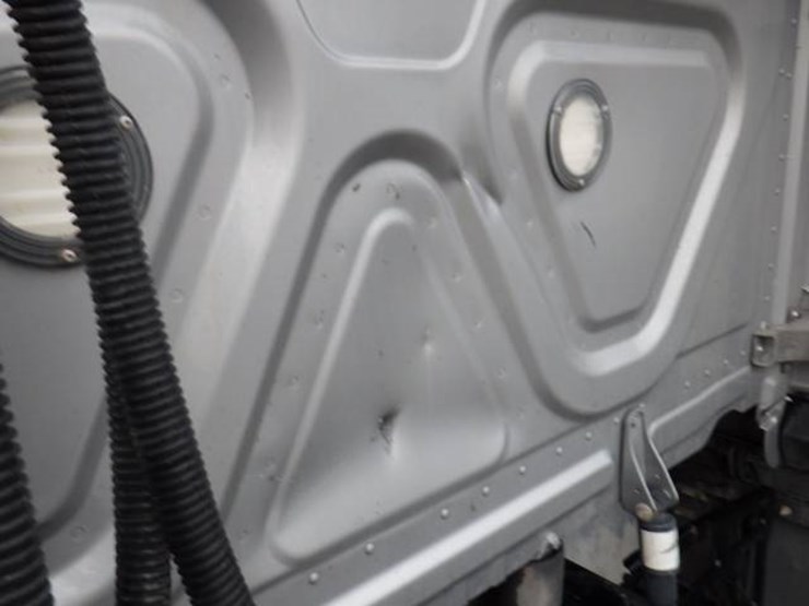 2019-freightliner-cascadia-125-image-23