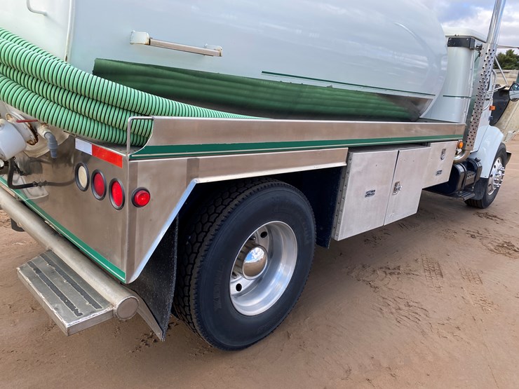 1999-international-4900-image-41