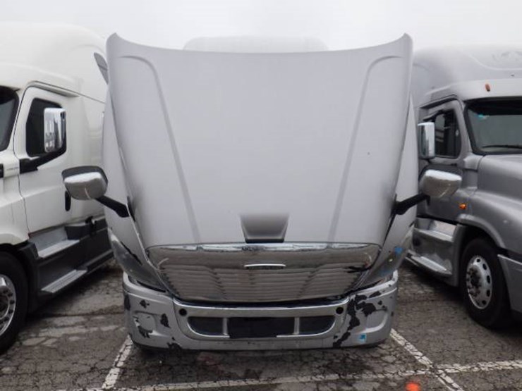 2019-freightliner-cascadia-125-image-33