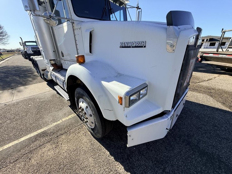 1993-kenworth-t800b-image-32