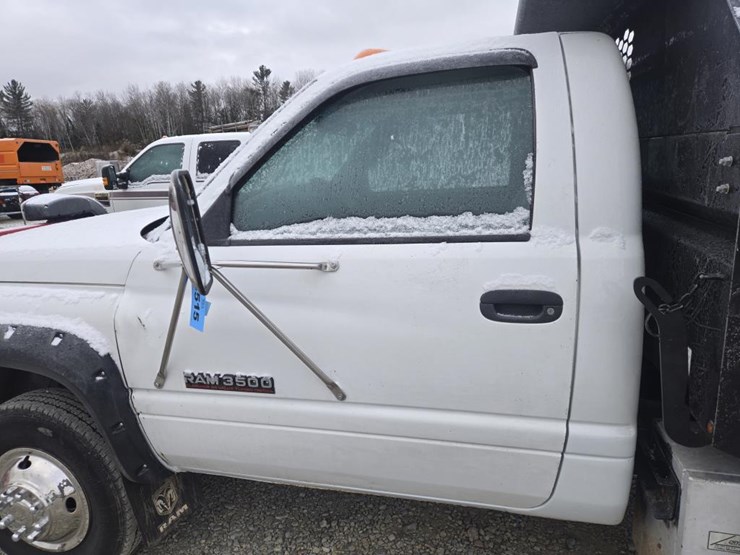 dodge-ram-3500-image-12