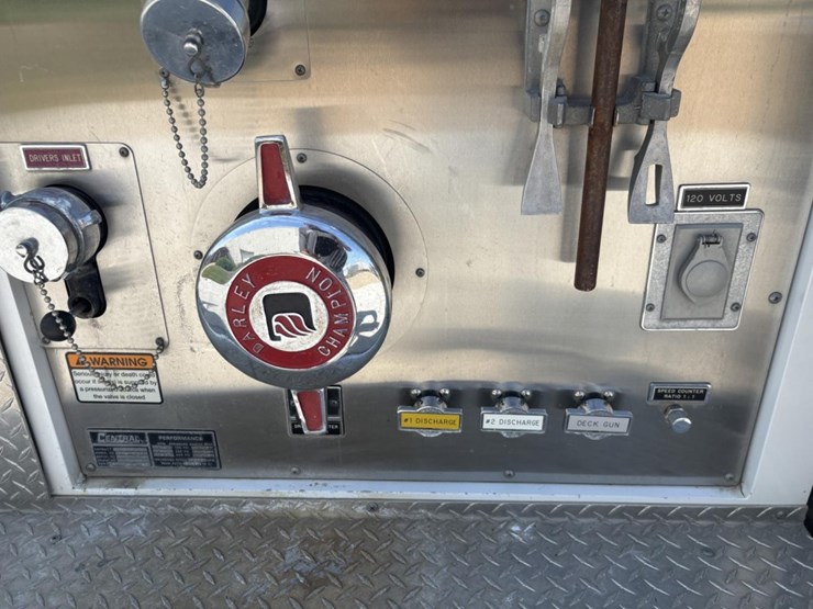 freightliner-fl80-image-22