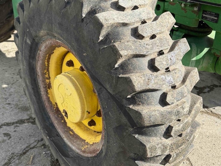 john-deere-5045e-image-10