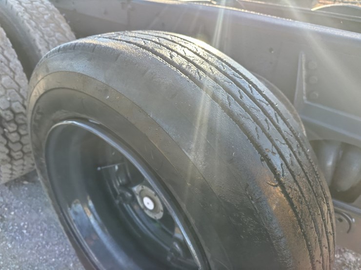 1996-mack-rd688s-image-70