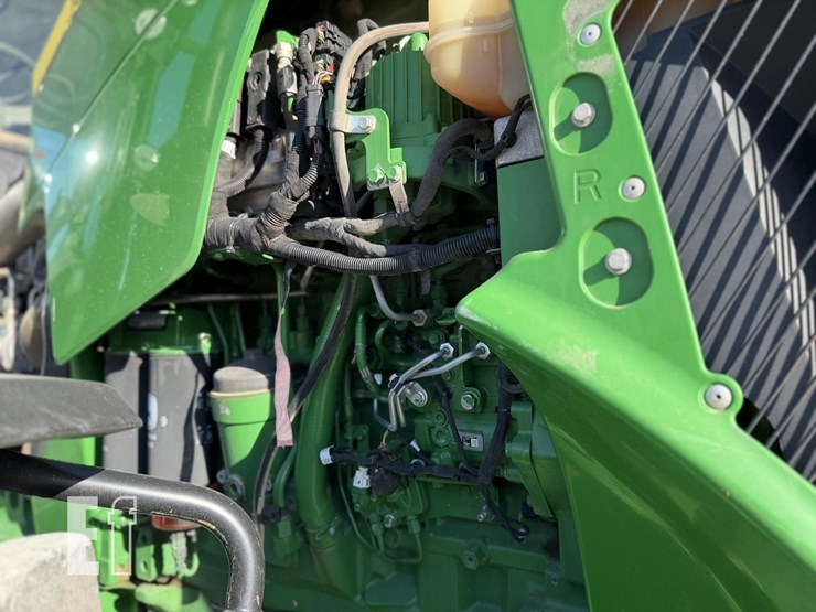 john-deere-8245r-image-26