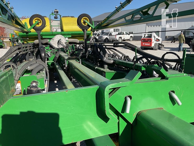 john-deere-db60-image-42