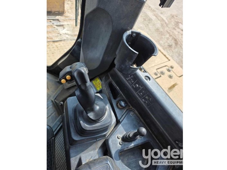 caterpillar-d6-lgp-image-11