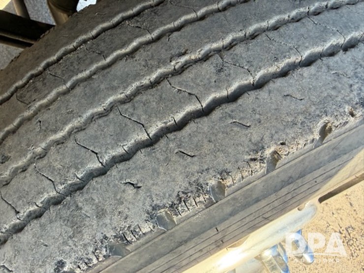 peterbilt-567-image-42