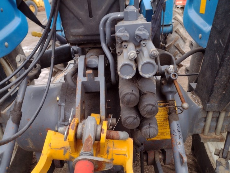 new-holland-3930-image-20