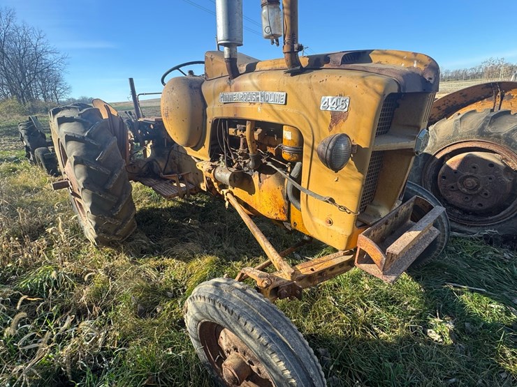 minneapolis-moline-445-image-3