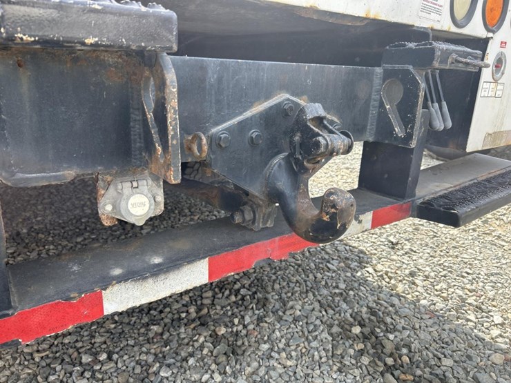 international-4000-image-68