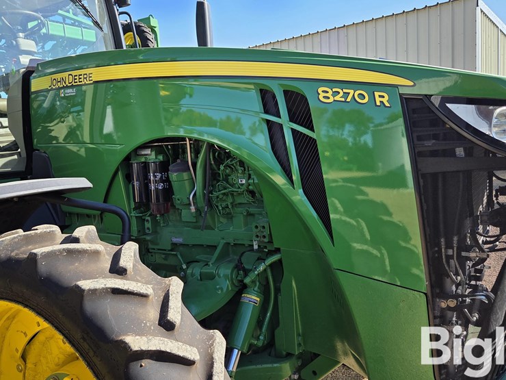 john-deere-8270r-image-13