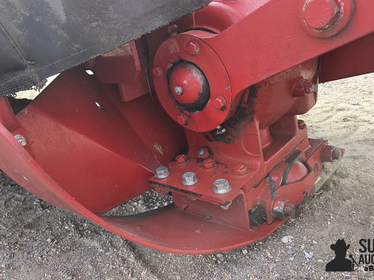 new-holland-duradisc-108m-image-13