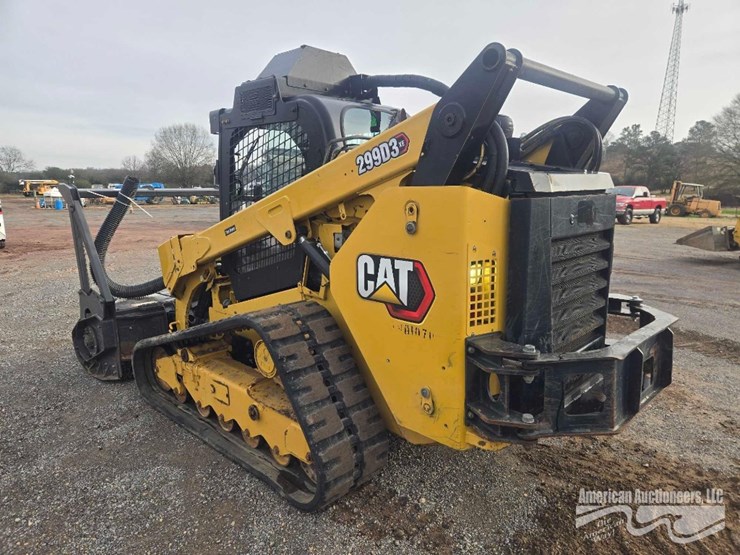 2020-cat-299d3-xe-skid-steer-image-7
