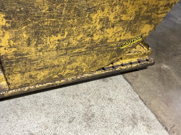 #606-•-wheeled-self-dumping-hopper-image-6