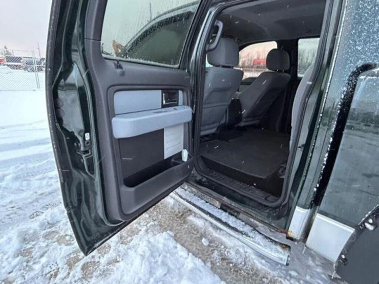 2012-ford-f150-xlt-image-23