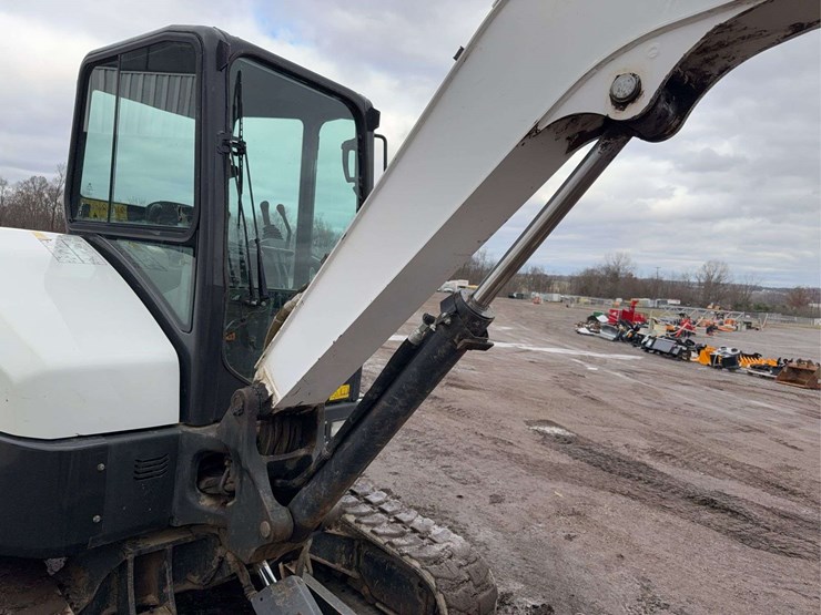 2020-bobcat-e42-image-47